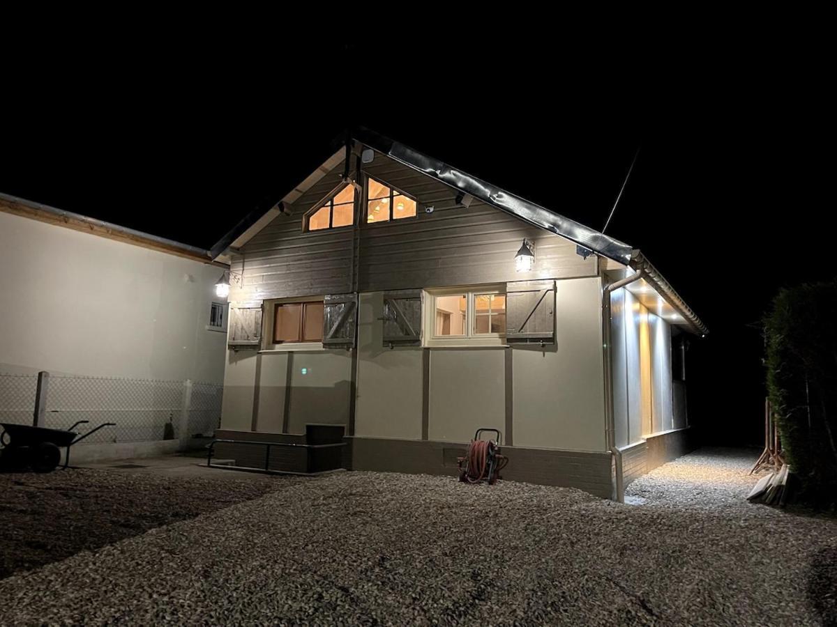 Charmant Chalet En Bord De Seine Saint-Pierre-du-Vauvray المظهر الخارجي الصورة