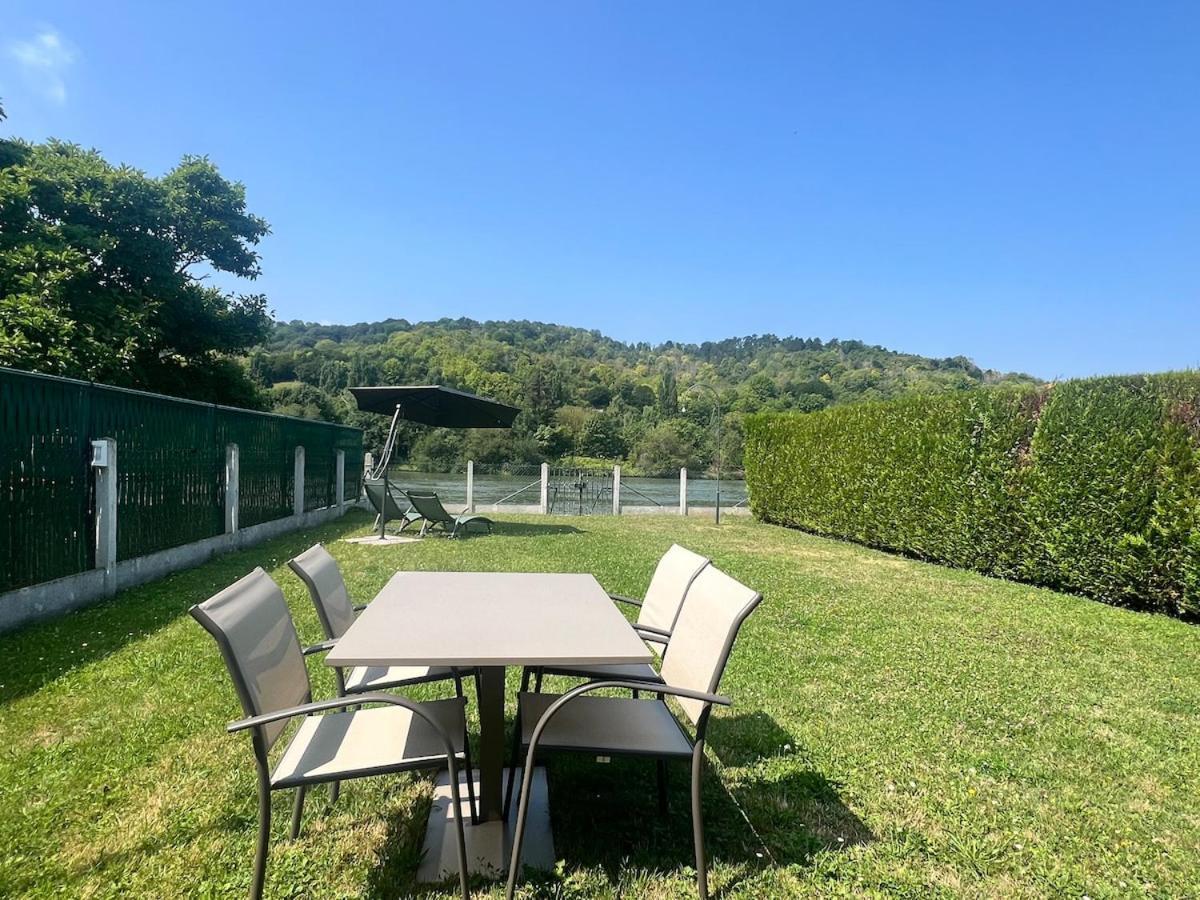 Charmant Chalet En Bord De Seine Saint-Pierre-du-Vauvray المظهر الخارجي الصورة